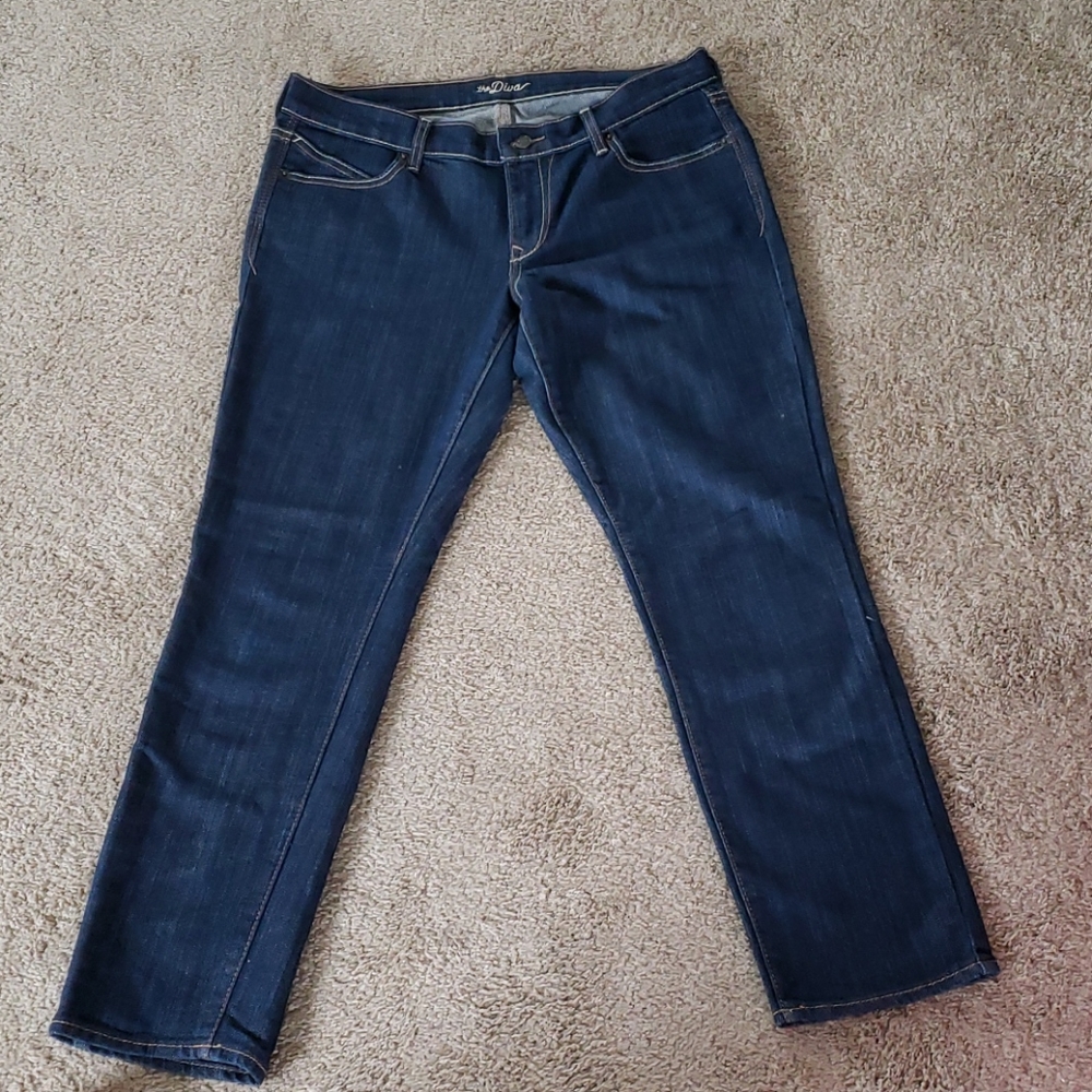 NWOT Old Navy Diva Skinny Jeans